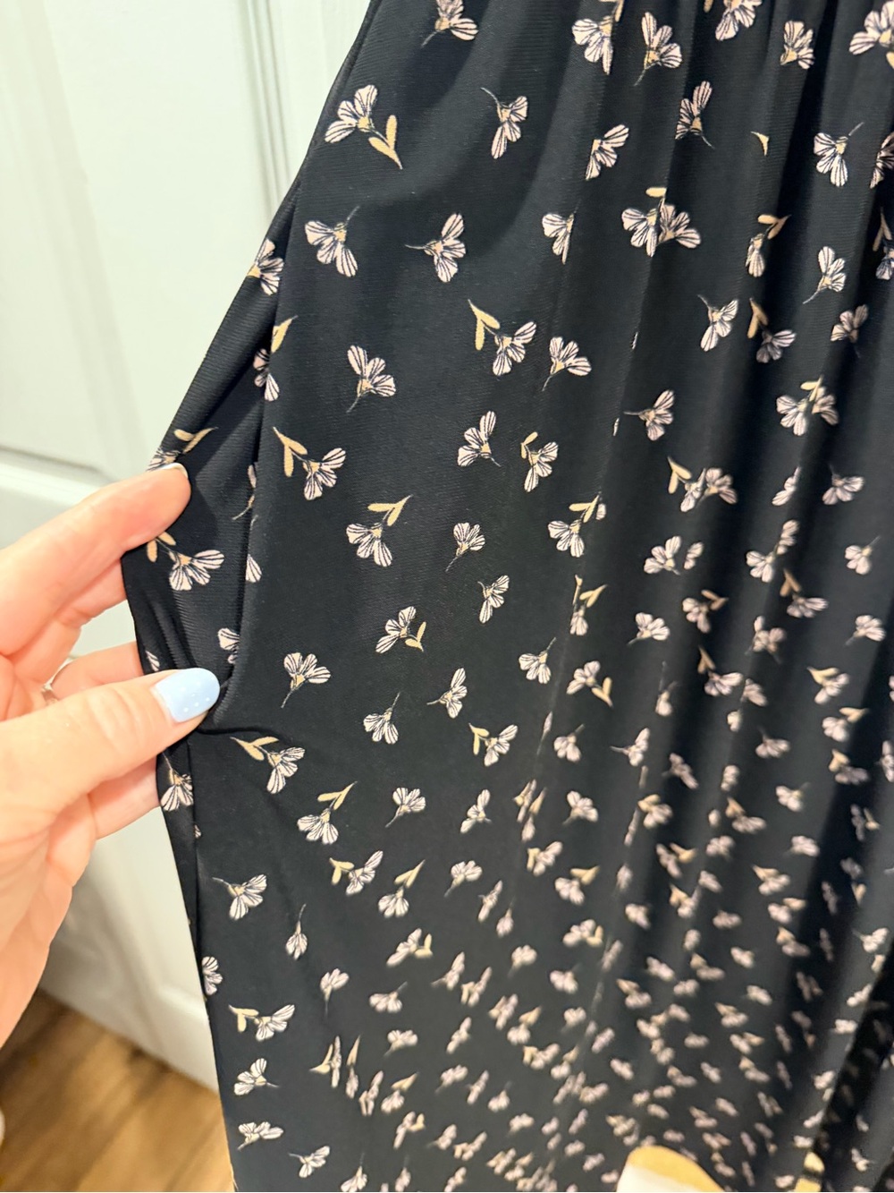 Anne Klein Black Sleeveless Floral Tea Dress - Picture 4 of 5